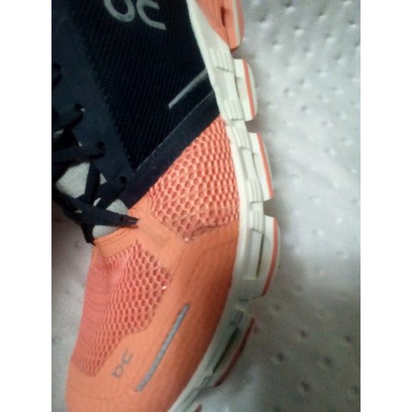 on cloud Cloudflayer women running shoes - Picture 9 of 13